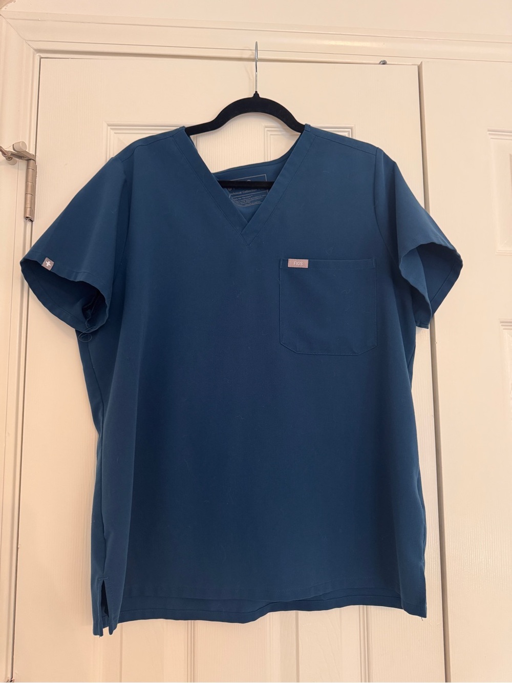 Figs Deep Reef XL top
